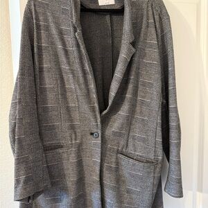Old Navy Women's Black and White Checkered Blazer